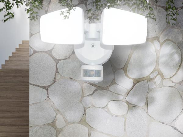 Outdoor white LED spotlight with PIR sensor 24W/3000K/4000K/6000K - LFX125 3