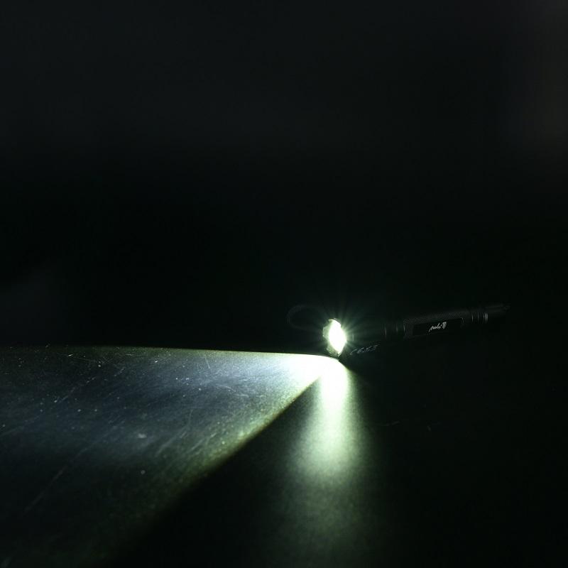 LED flashlight - FL02