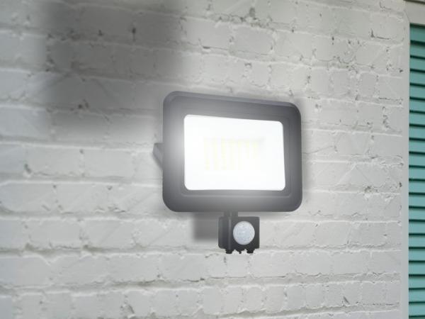 LED floodlight + PIR 30W / 4000K - LF0023S 1