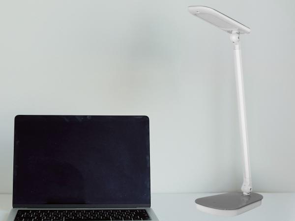 LED desk lamp AMY 5W dimming - DL1207/W