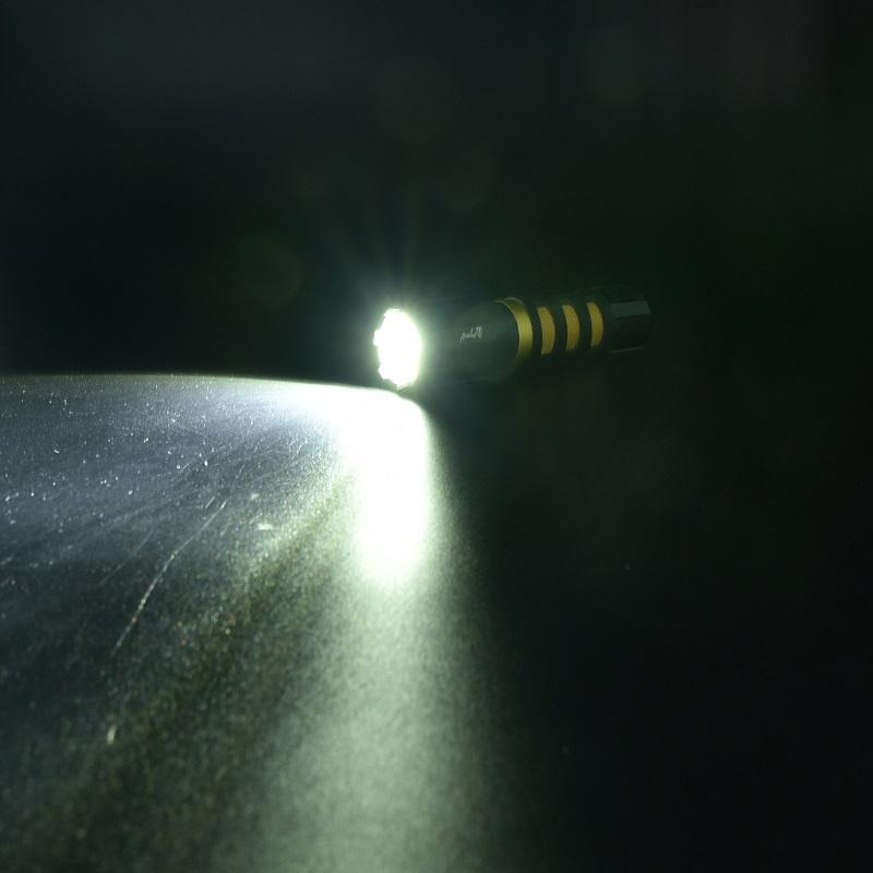 LED flashlight - FL10C