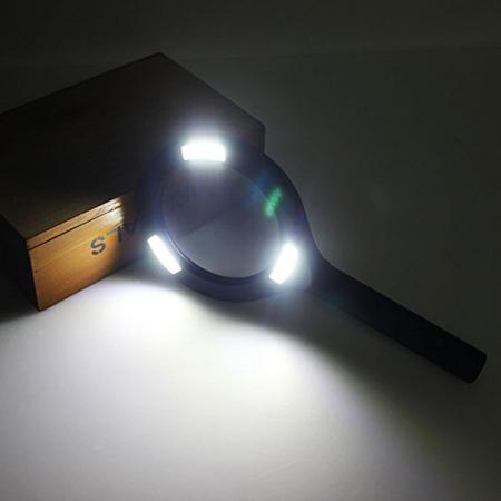 Magnifying glass 5xZOOM with LED light - LM102